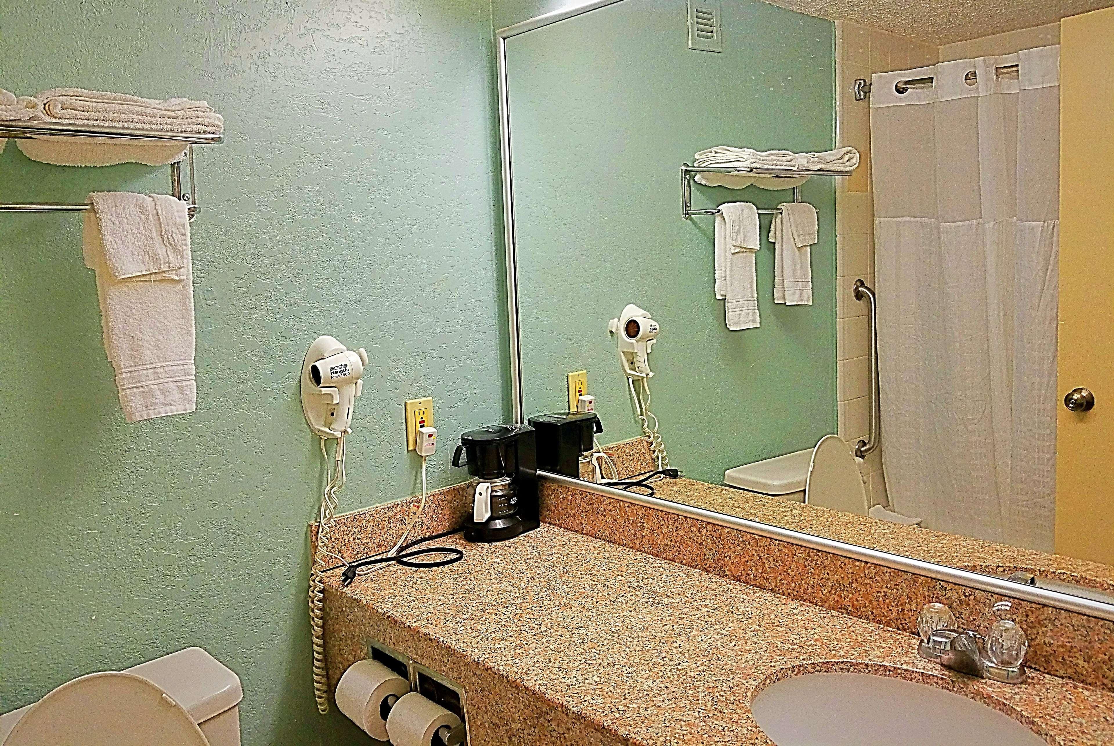 Red Roof Inn Richmond, Va - W Broad St Henrico Extérieur photo