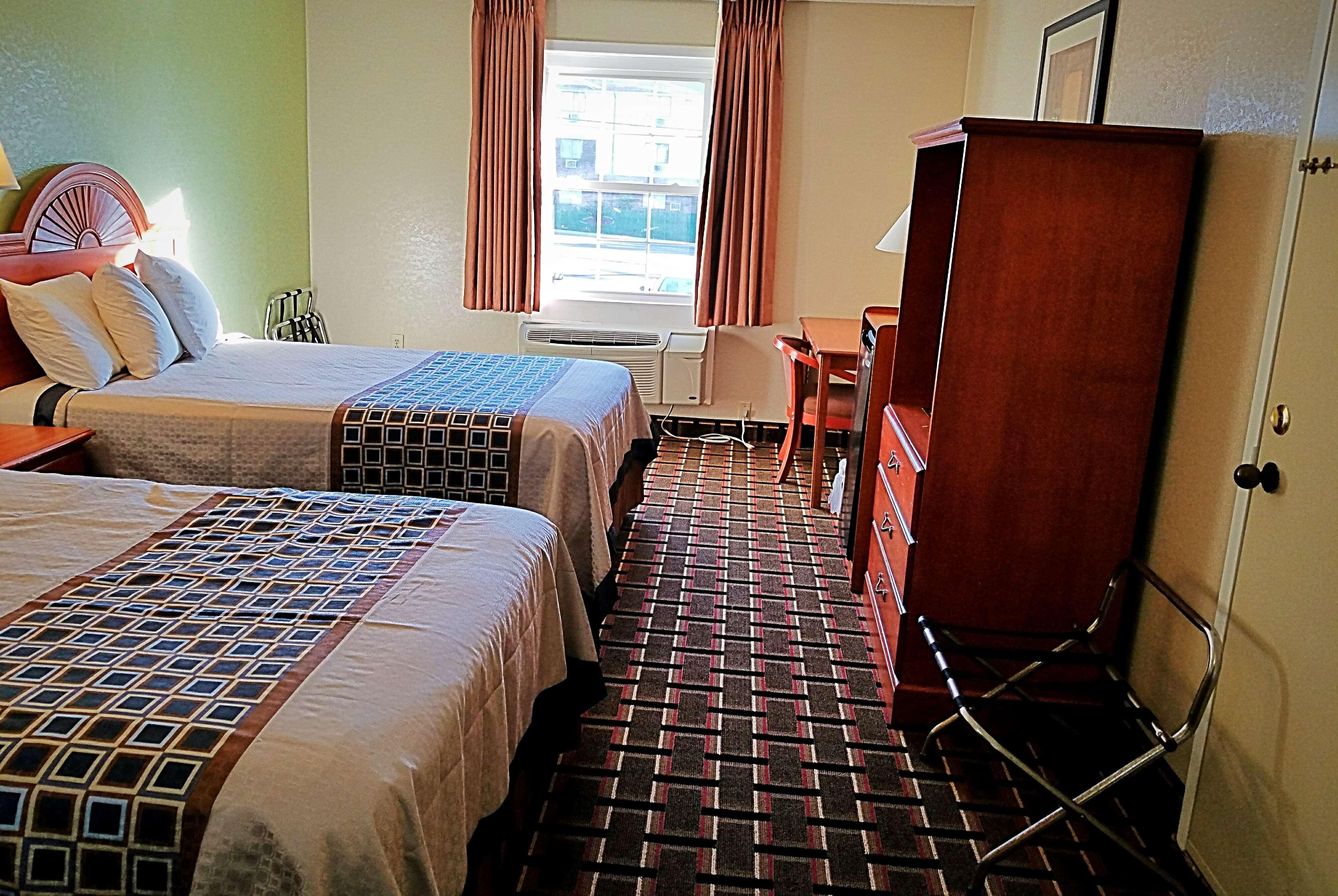 Red Roof Inn Richmond, Va - W Broad St Henrico Extérieur photo
